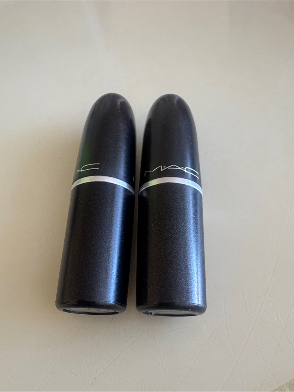 lipstick-style makeup tubes